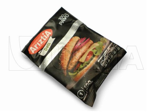 Confezionamento di hamburger di anatra in flow pack (hffs) in film BOPP