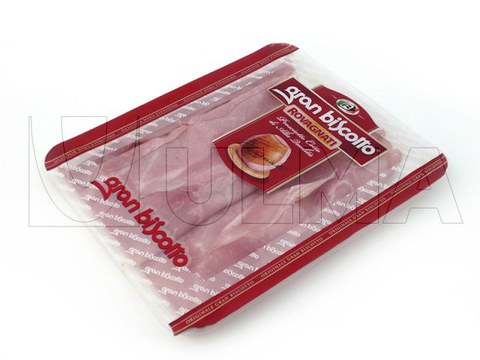 Confezionamento di affettato di prosciutto cotto in vaschetta termosaldata con atmosfera modificata (MAP)