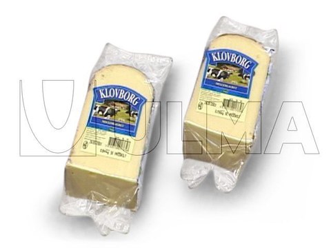 Confezionamento di formaggio in flow pack