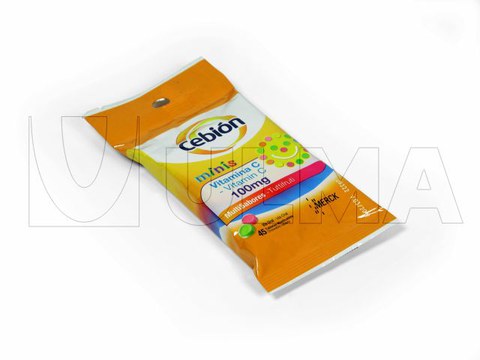 Confezionamento di gruppi di blister in flow pack