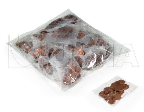 Confezionamento di monete e multipack di buste con macchina verticale in film LDPE.