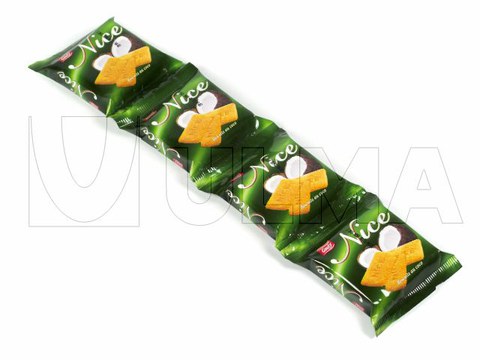 Confezionamento di file di pacchetti di biscotti in flow pack