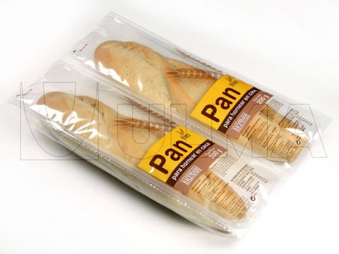 Confezionamento di pan baguette per cottura in casa in termoformato