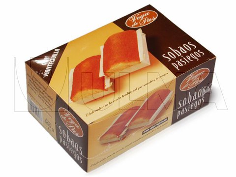 Confezionamento di plumcakes in film retraibile