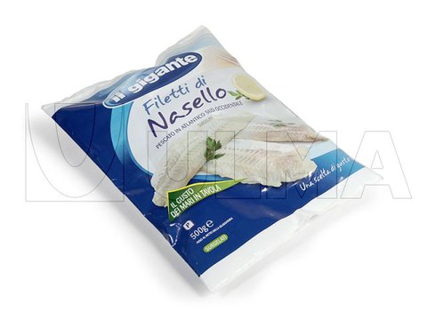 Confezionamento di filetti di pesce congelato in verticale