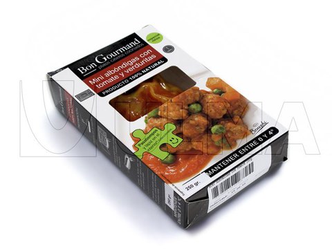 Confezionamento piatto pronto in termoformato sotto vuoto in film flessibile